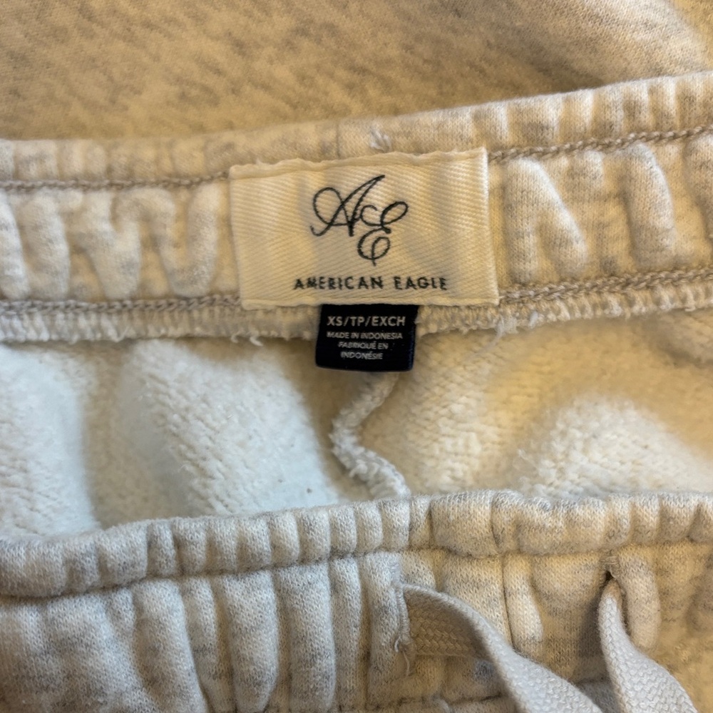 American Eagle Luxe jogger set - Picture 4 of 5